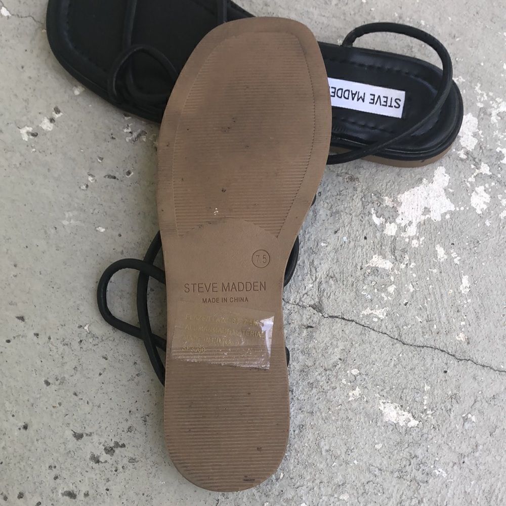Steve  Madden sandals - Picture 3 of 4